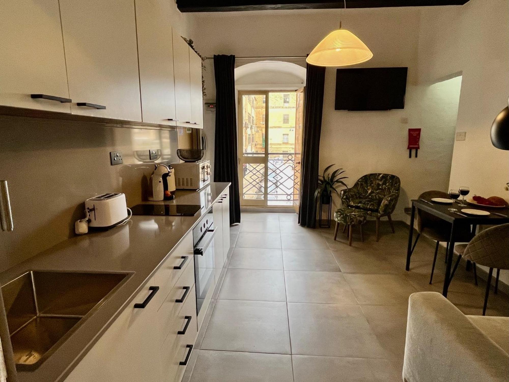 Cozy Flat. Swim Beach 2 Minutes Walk. The Old Valletta Mcri1-1 ภายนอก รูปภาพ