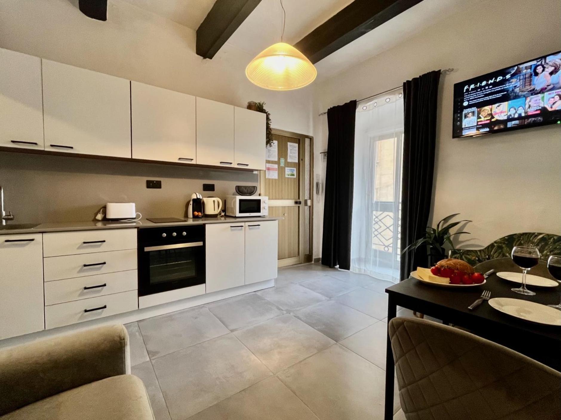 Cozy Flat. Swim Beach 2 Minutes Walk. The Old Valletta Mcri1-1 ภายนอก รูปภาพ